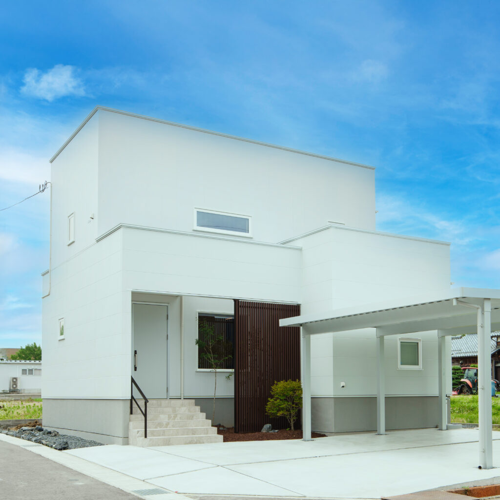 やすらぎとモダンが調和する、落ち着いた住まい