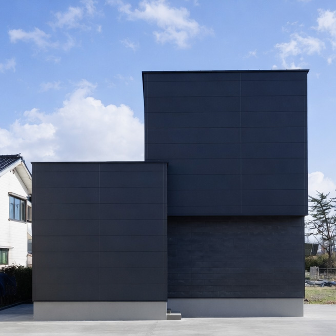 グレー×ブラックを基調とした、ダークモダン住宅